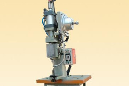 液壓鉚釘機(jī)溫度過高有哪些危害？