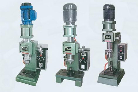 如何降低伺服壓裝鉚釘機(jī)的故障率？