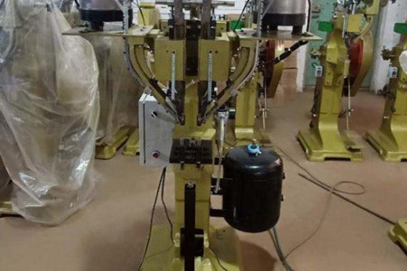 氣動(dòng)鉚釘機(jī)的鉚頭的類型有哪些？