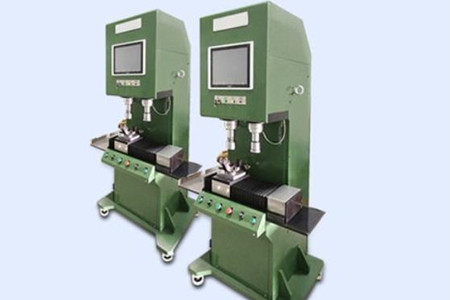 生產(chǎn)一臺(tái)自動(dòng)鉚釘機(jī)要多久？需經(jīng)歷這幾步！