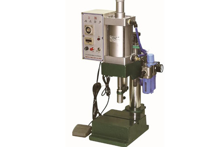 氣動(dòng)鉚釘機(jī)零件的防潮措施，廠家科普！