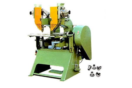 液壓鉚釘機(jī)會(huì)受到哪些環(huán)境因素的影響？